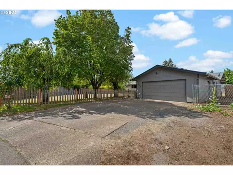 812 SE 119th Ave, Vancouver, WA 98683