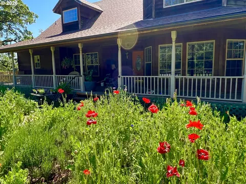 Exterior - 28544 Crow Rd, Eugene, OR 97402 photo 1 of 8