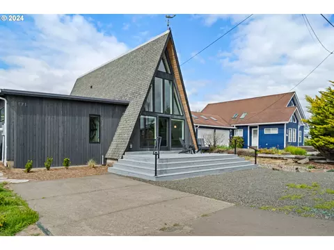 171 Hallie Ln, Manzanita, OR 97130
