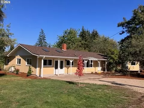 27505 10th St, Alvadore, OR 97409