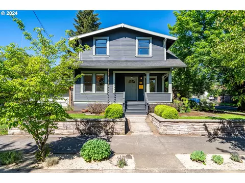 203 SE 79th Ave, Portland, OR 97215