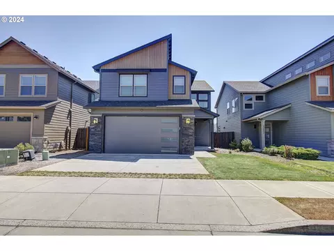 13511 NE 112th St, Vancouver, WA 98682