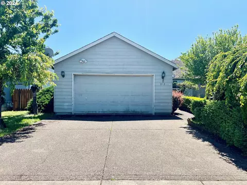 912 Lantana Ln NE, Gervais, OR 97026