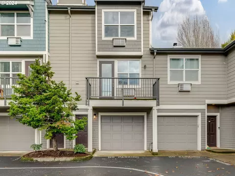 1714 SE Halyard Ln, Vancouver, WA 98661