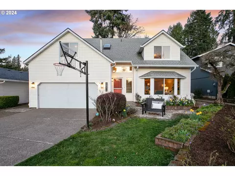 14576 SW 83rd Ct, Portland, OR 97224