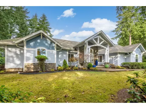 123 Watagua Pl, Cottage Grove, OR 97424