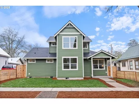 2121 16th Ave, Forest Grove, OR 97116