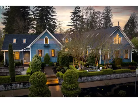 303 E Sheridan St, Newberg, OR 97132