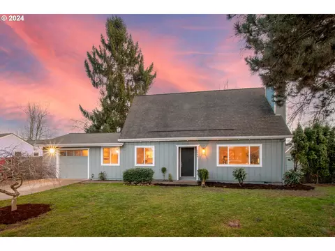 2964 Sherry Ct NE, Salem, OR 97301