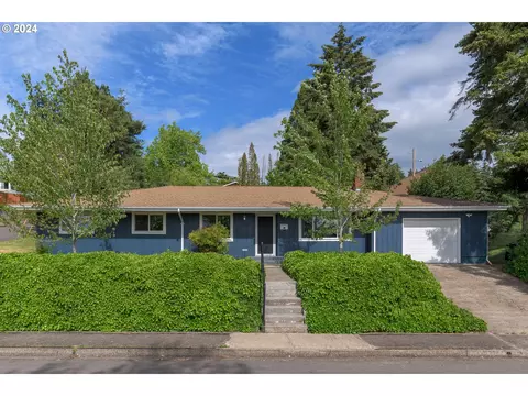2955 University St, Eugene, OR 97403