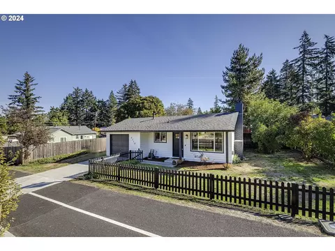 9710 SE Linwood Ave, Milwaukie, OR 97222