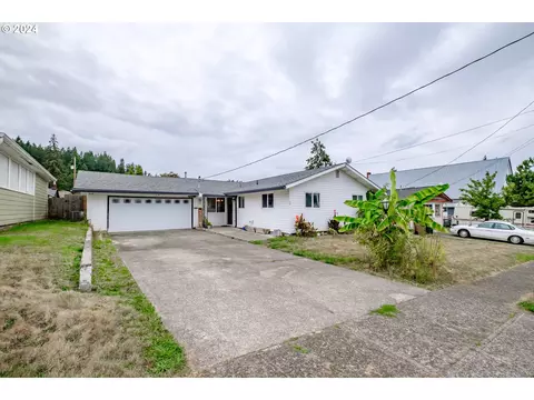 522 6th Ave, Sweet Home, OR 97386