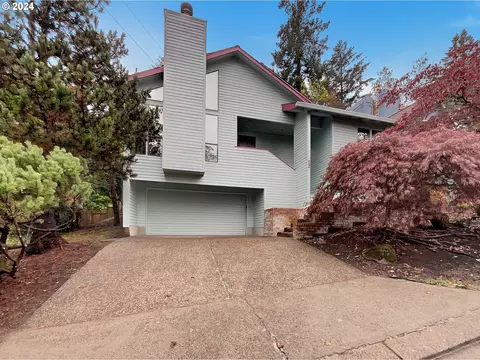 22 Aquinas St, Lake Oswego, OR 97034