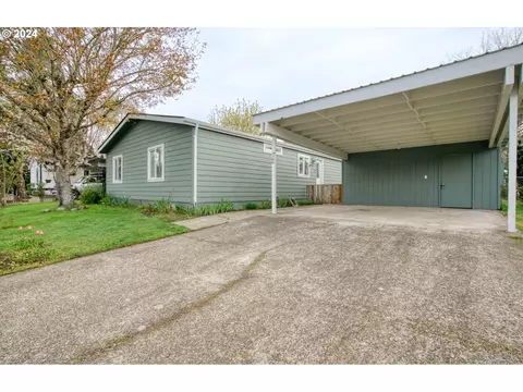 655 NE Burnett #72, Mcminnville, OR 97128