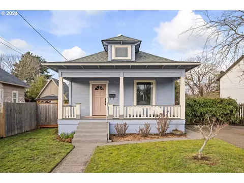 6903 SE Mitchell St, Portland, OR 97206