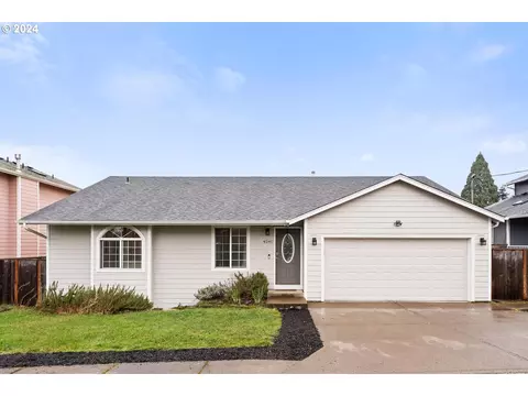 4241 Greenfield Ln, Salem, OR 97305