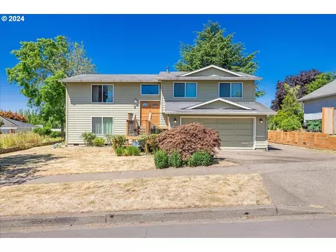 3541 N Jones St, Newberg, OR 97132