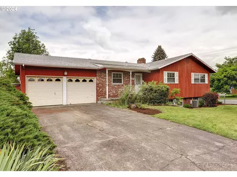 13135 NE Brazee St, Portland, OR 97230