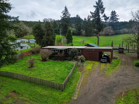 845 Drain Section Rd, Drain, OR 97435