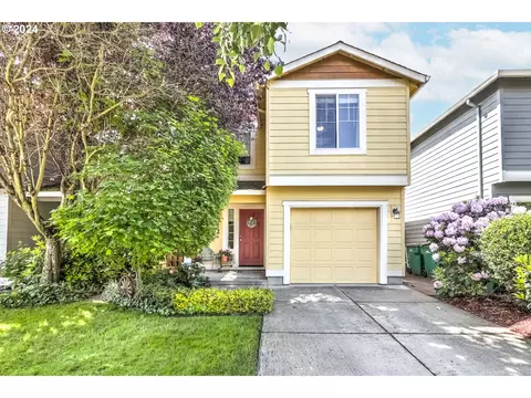 2202 E Thompson Ln, Newberg, OR 97132
