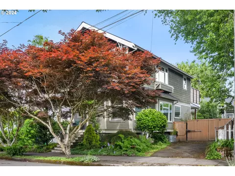 3956 NE 8th Ave, Portland, OR 97212