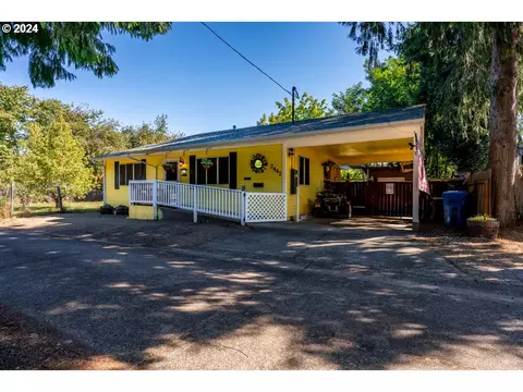 2447 Simpson St, Salem, OR 97301