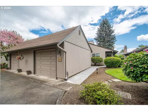 8109 NE 14th St #H, Vancouver, WA 98664