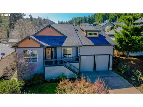 915 Pinetop St, Sweet Home, OR 97386