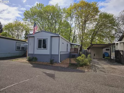 15758 SE Highway 224 #114, Damascus, OR 97089