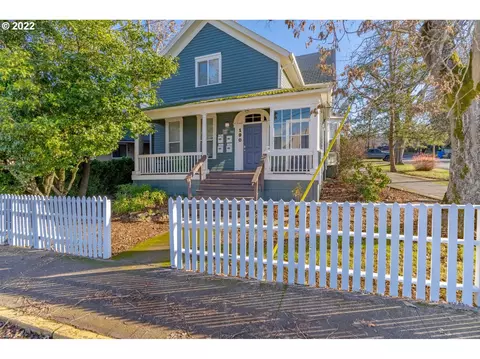 190 14th St SE, Salem, OR 97301