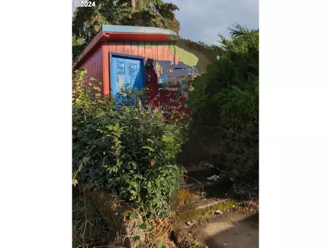 265 S Maple St, Yamhill, OR 97148