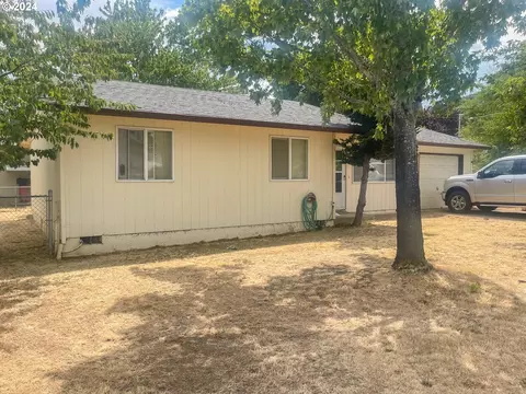 1410 Bebeau Ln, Sutherlin, OR 97479