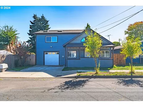 845 S Cherry St, Cornelius, OR 97113