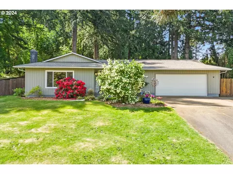 15872 S Merry Lee Dr, Oregon City, OR 97045