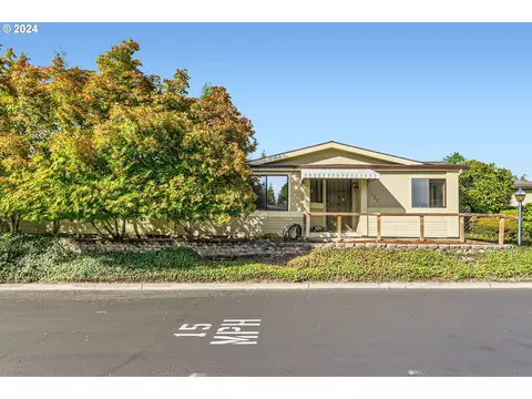 100 SW 195th Ave #126, Beaverton, OR 97006