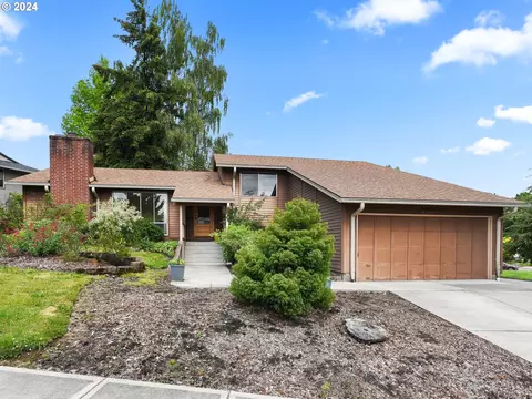 15134 NW Oakmont Loop, Beaverton, OR 97006