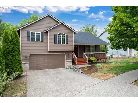 4010 SE Harmony Pl, Camas, WA 98607