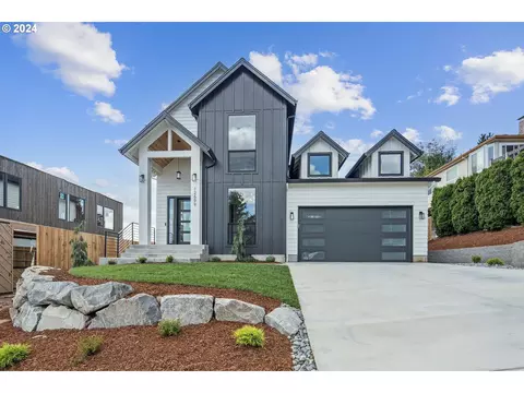 12699 SE 132nd Ave, Happy Valley, OR 97086