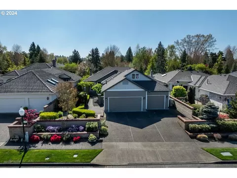 14190 NW Bordeaux Ln, Portland, OR 97229