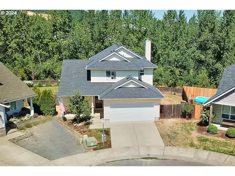 1615 Primrose Ln, Forest Grove, OR 97116