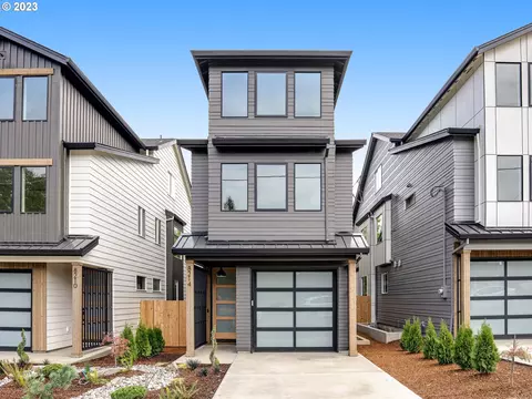 8214 SW 46th Ave, Portland, OR 97219