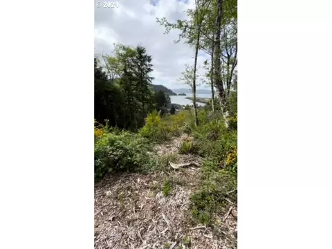Franklin St, Garibaldi, OR 97118 photo 7