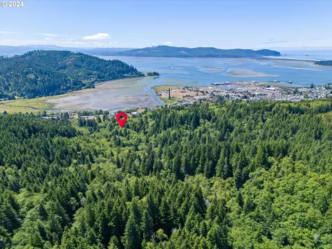 Franklin St, Garibaldi, OR 97118