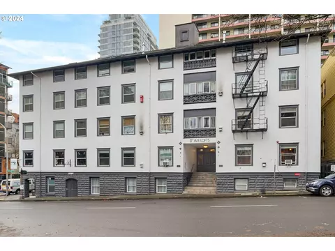 1104 SW Columbia St #302, Portland, OR 97201