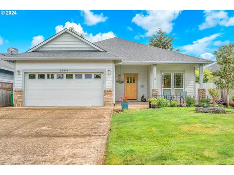 33955 SErika Ct, Scappoose, OR 97056