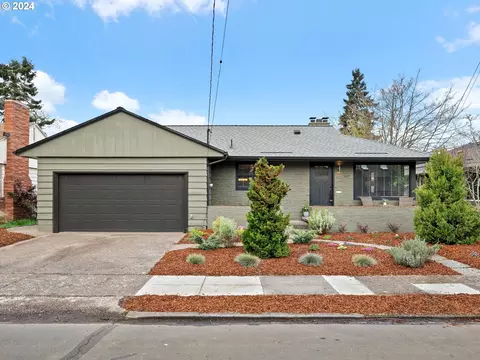 4825 NE Skidmore St, Portland, OR 97218