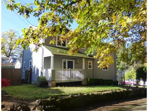 1308 18th St, Oregon City, OR 97045