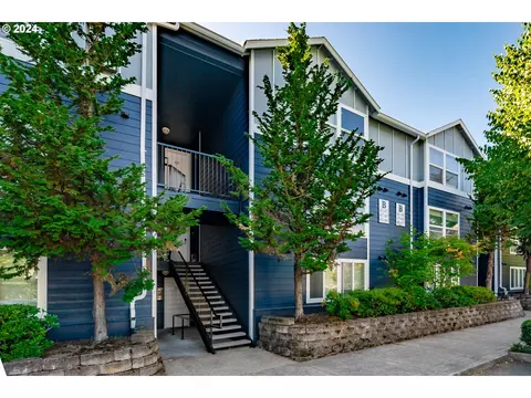 673 NE 162nd Ave, Portland, OR 97230