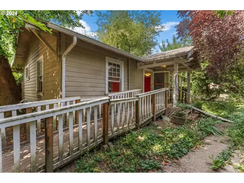 18117 SE Blanton St, Milwaukie, OR 97267