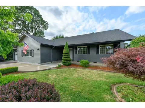 825 SW Hilary St, Mcminnville, OR 97128